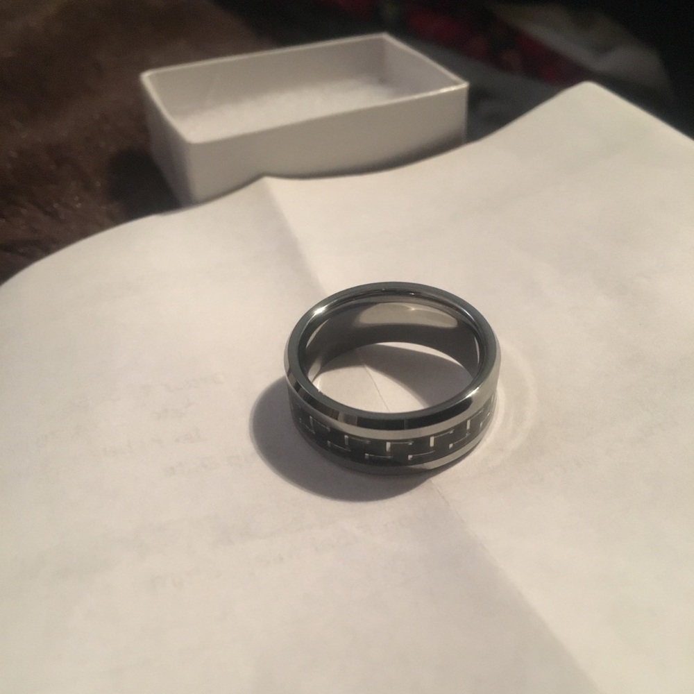 Tungsten carbide mens ring